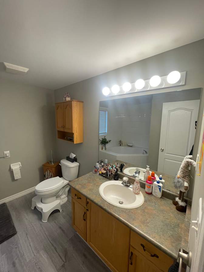 Ariana bendfeld-lord's room