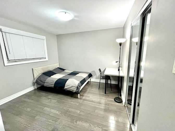 EKC Homestay Toronto's room