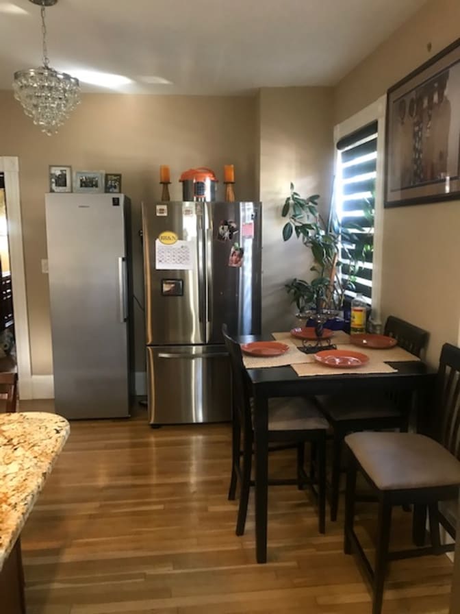 Photo of Leslie's room