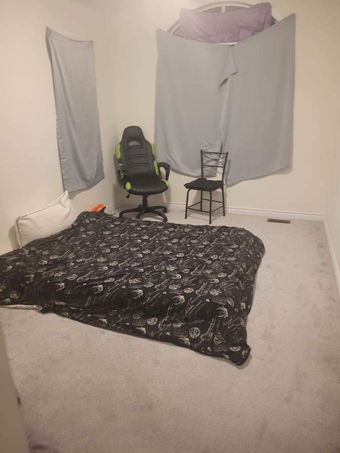 Photo of Steven's room