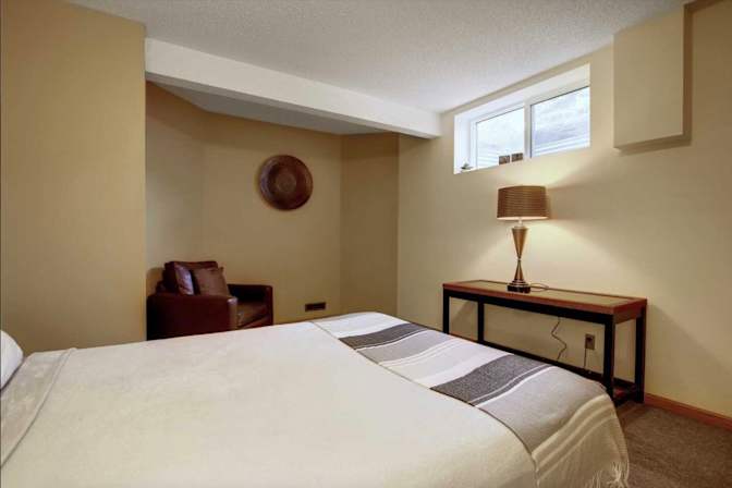 Canmore Rental's room