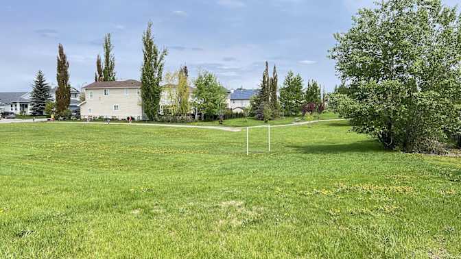 Meng Qiong Huang's room