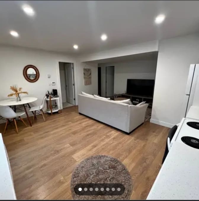 Cheryl.Carrots's room