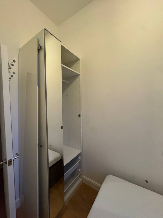 Photo of Jaimie-Leigh's room