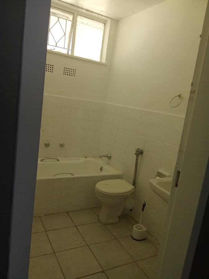Photo of Tirelo's room