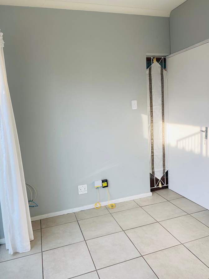 Photo of Desrei Holman's room