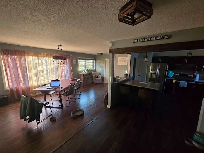 Photo of Ren's room
