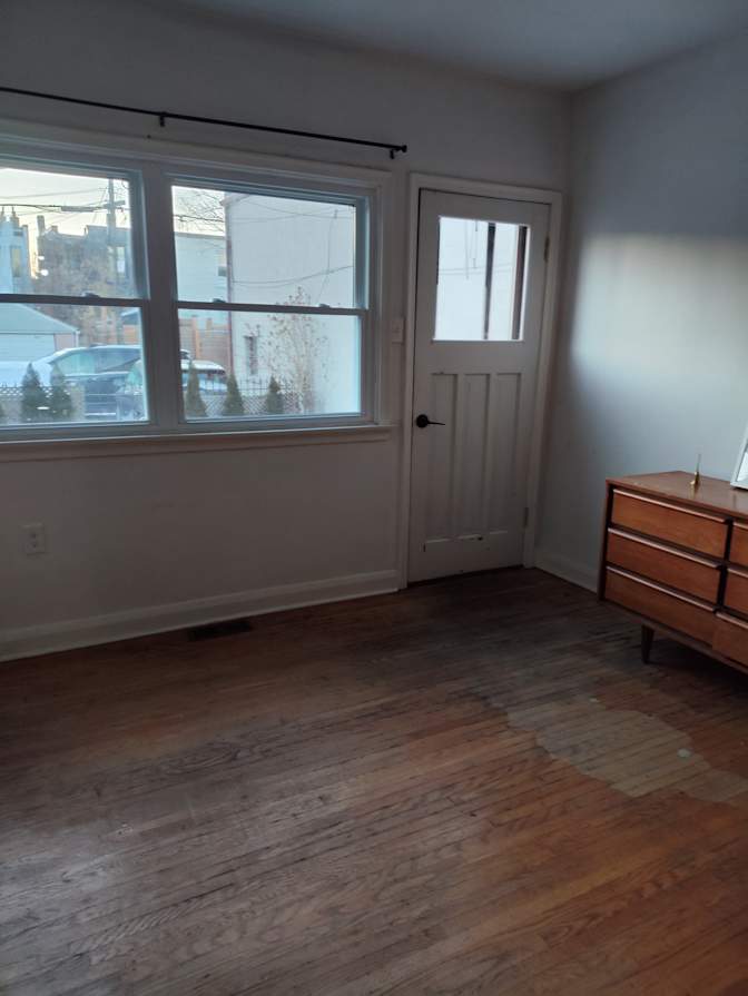 Viet Anh Nguyen's room