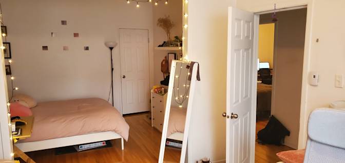 Isla Robertson's room