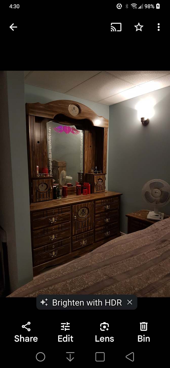 Noelle ALEXANDER's room