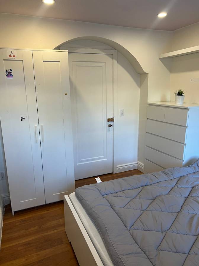 Rodney Property Manager's room