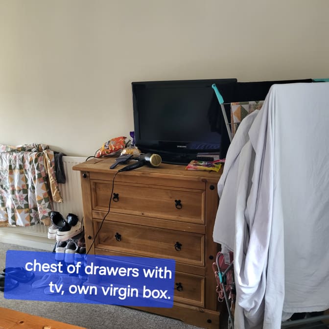 Photo of Lynn's room