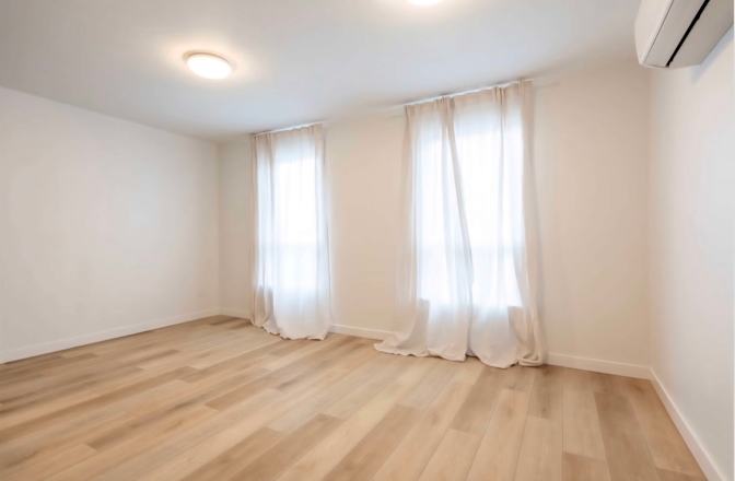 Ayushi Pandit's room