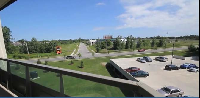 Vidhyarranyan's room