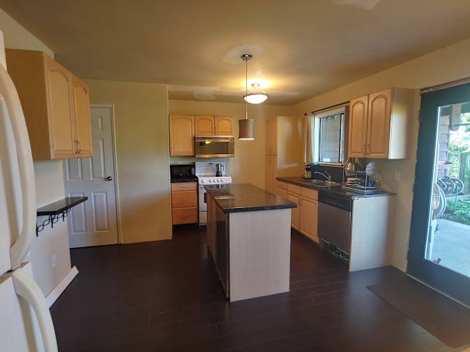 CORA-LYNN MCNEILAGE's room