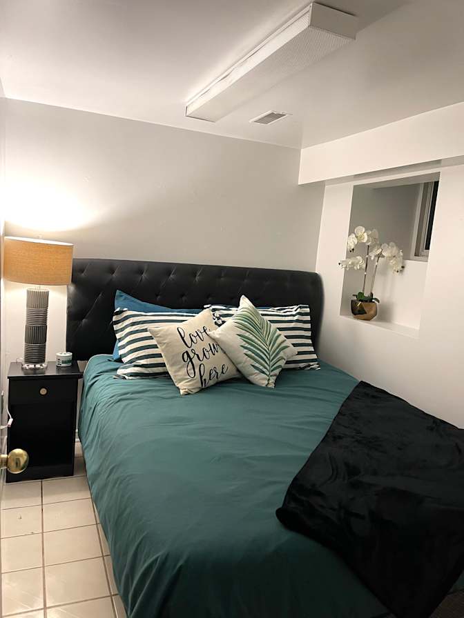 Photo of Salman's room