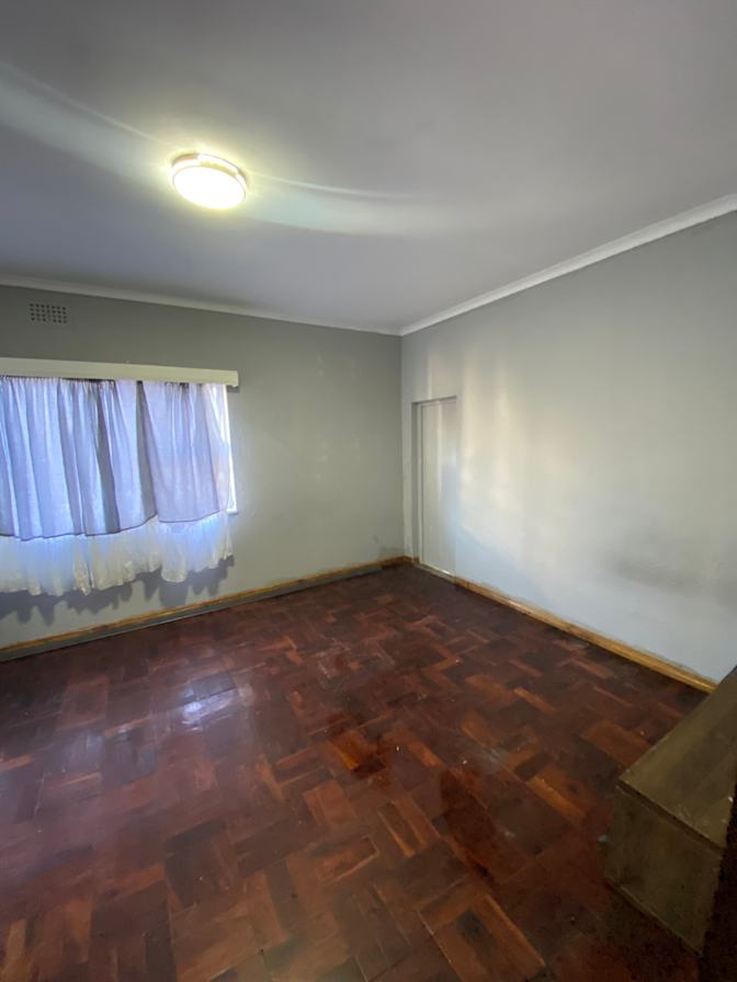 Photo of Mr. Links's room