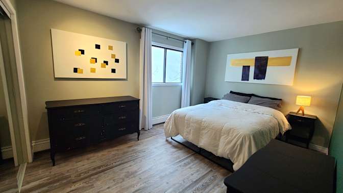 Photo of Gordon's room