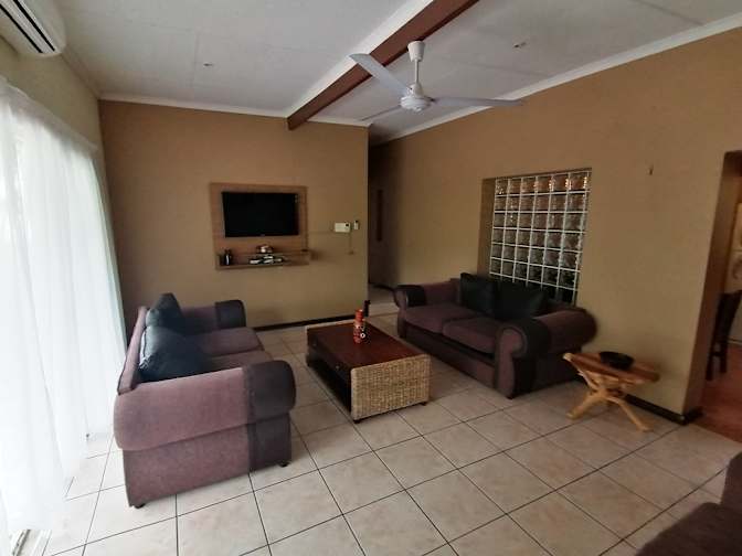 Photo of Kubashnee's room