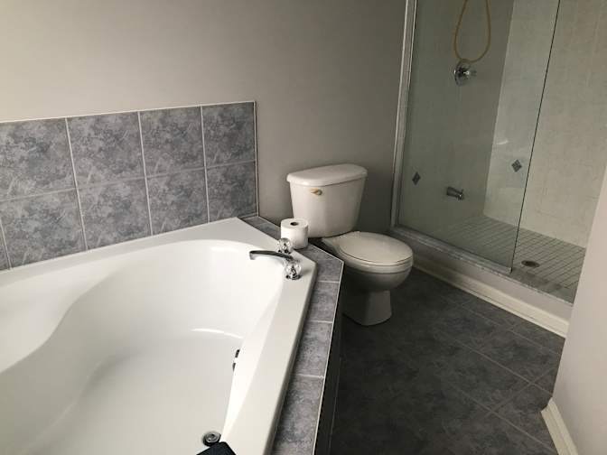 Photo of Denny's room