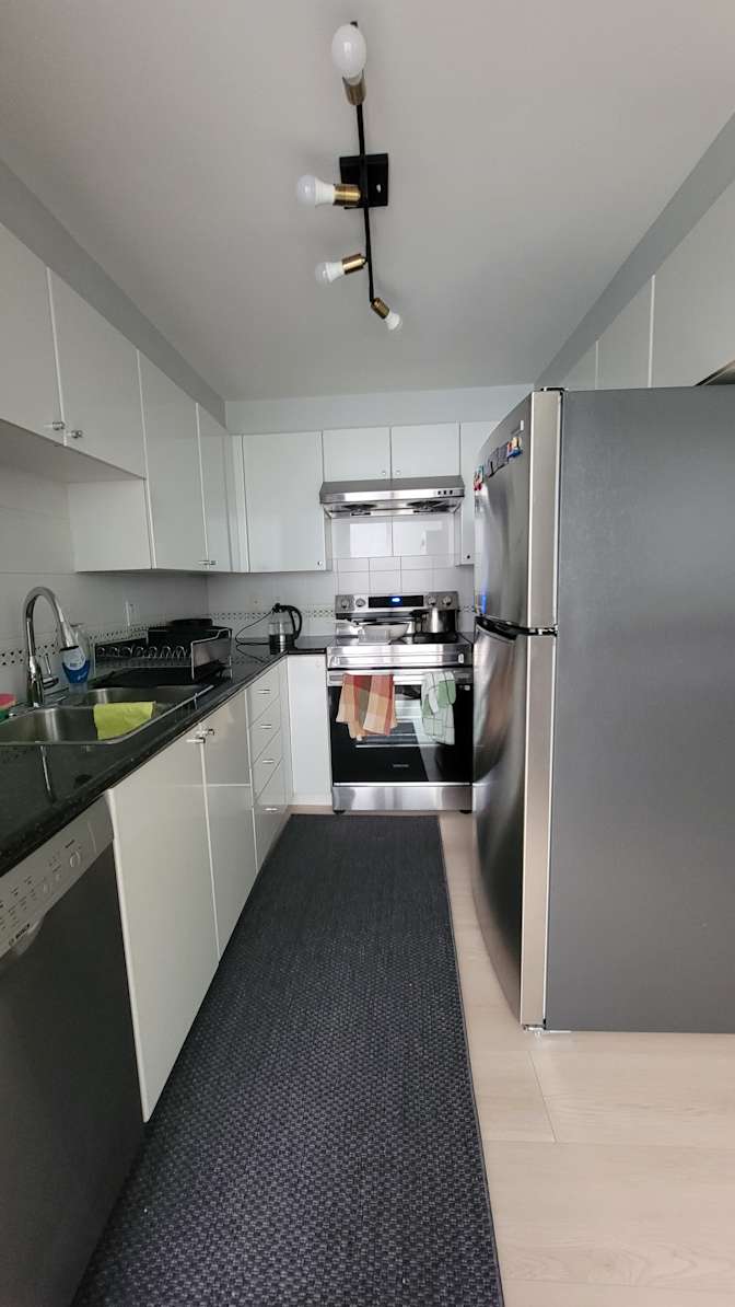 Brenda Evangelista's room