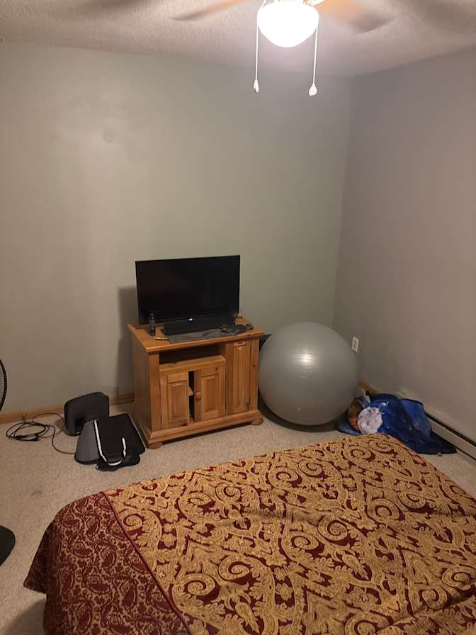 Photo of Matthew Comeras's room