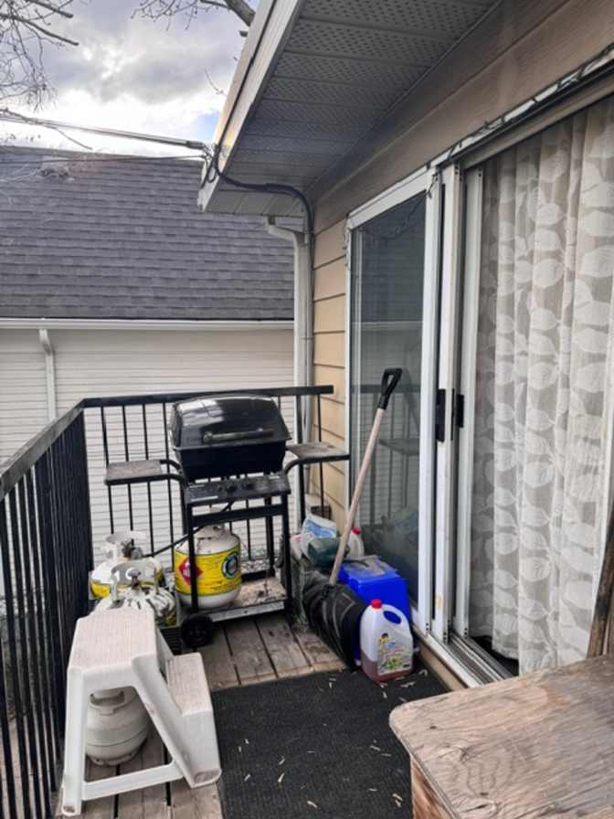 Photo of Linda's room