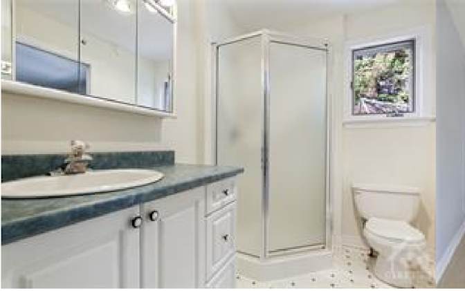 Photo of Vivian's room