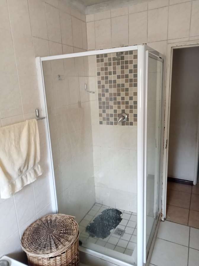 Photo of Sharon Pillay's room