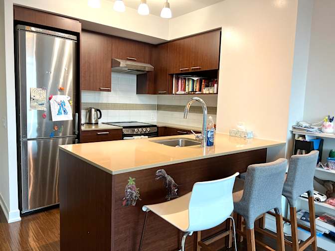 michelle nguyen's room