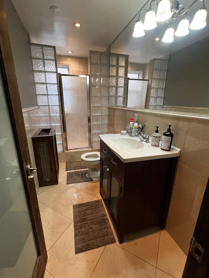 Photo of Lindy Johnston's room