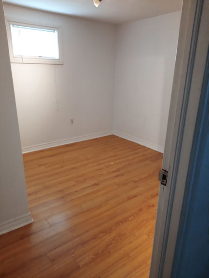 SADITA MALIPAL's room