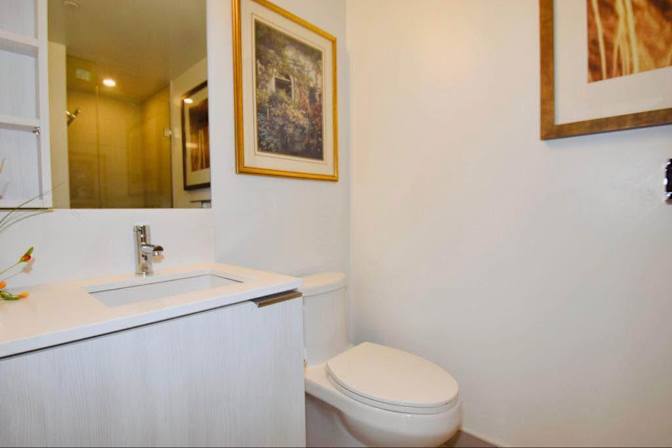 Xiaoye ( Zoe)'s room