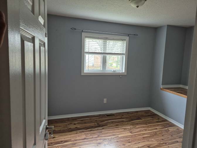 Photo of Diego Lalomia's room