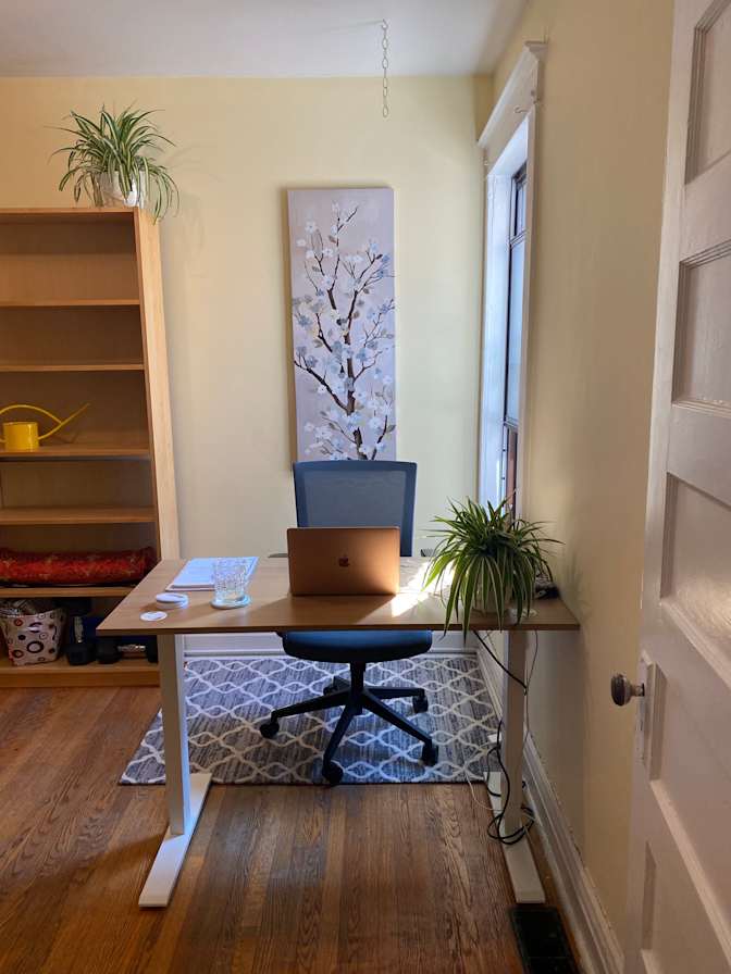 Carrie-Anne Pidgeon's room