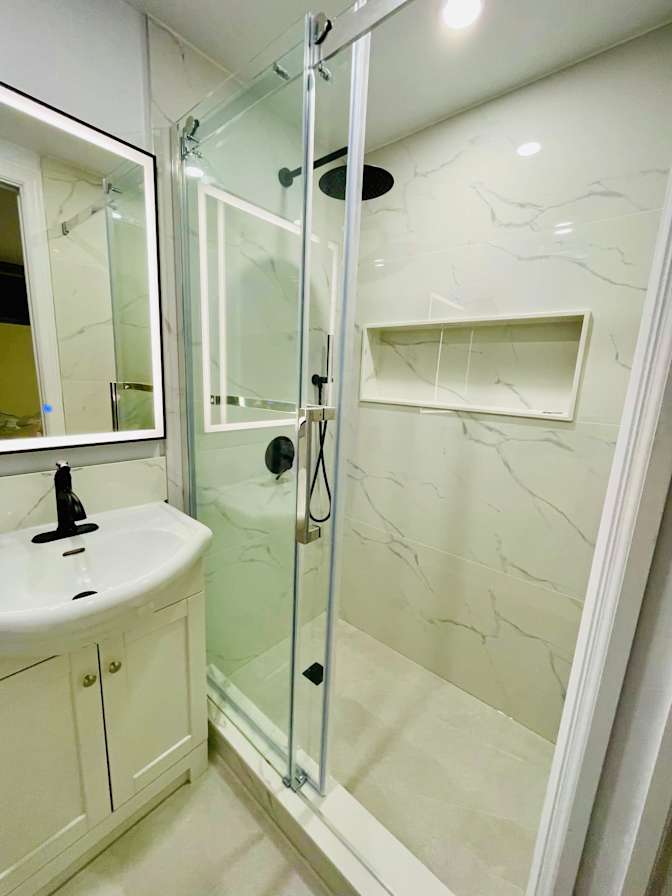 Photo of TRAN's room