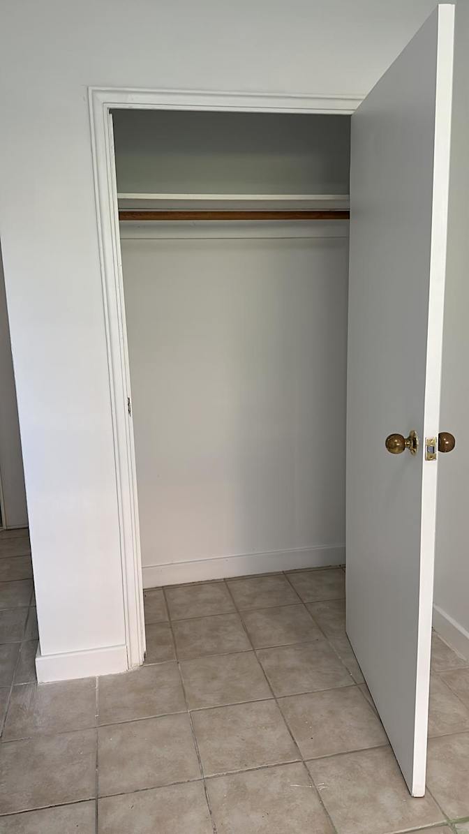 Diksha Rajendra Gupte's room