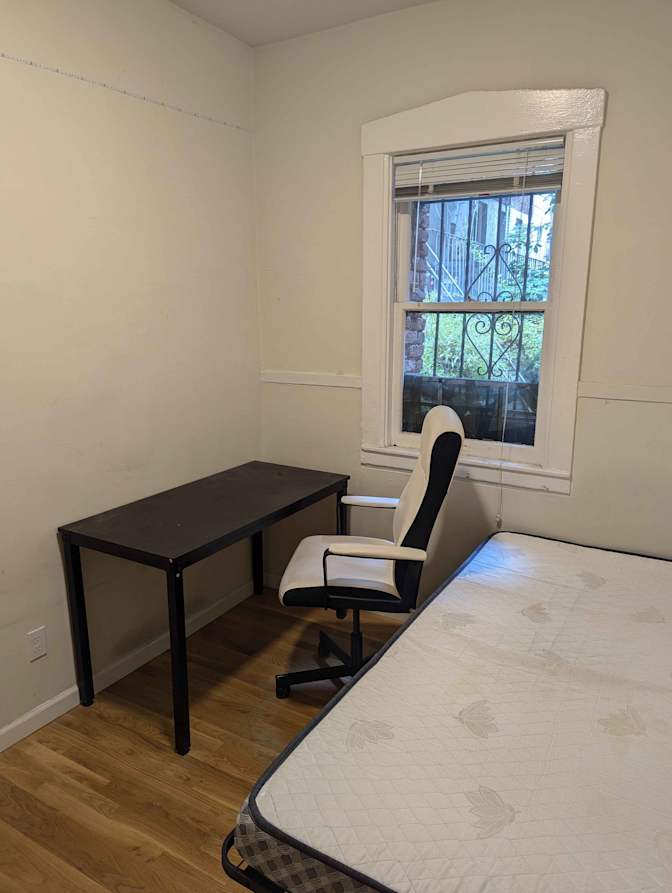 Photo of Javonni's room