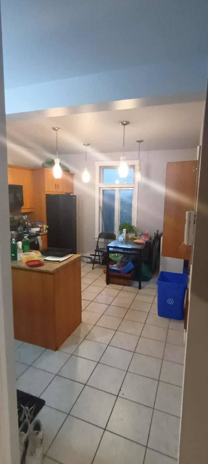 William Lauzon's room