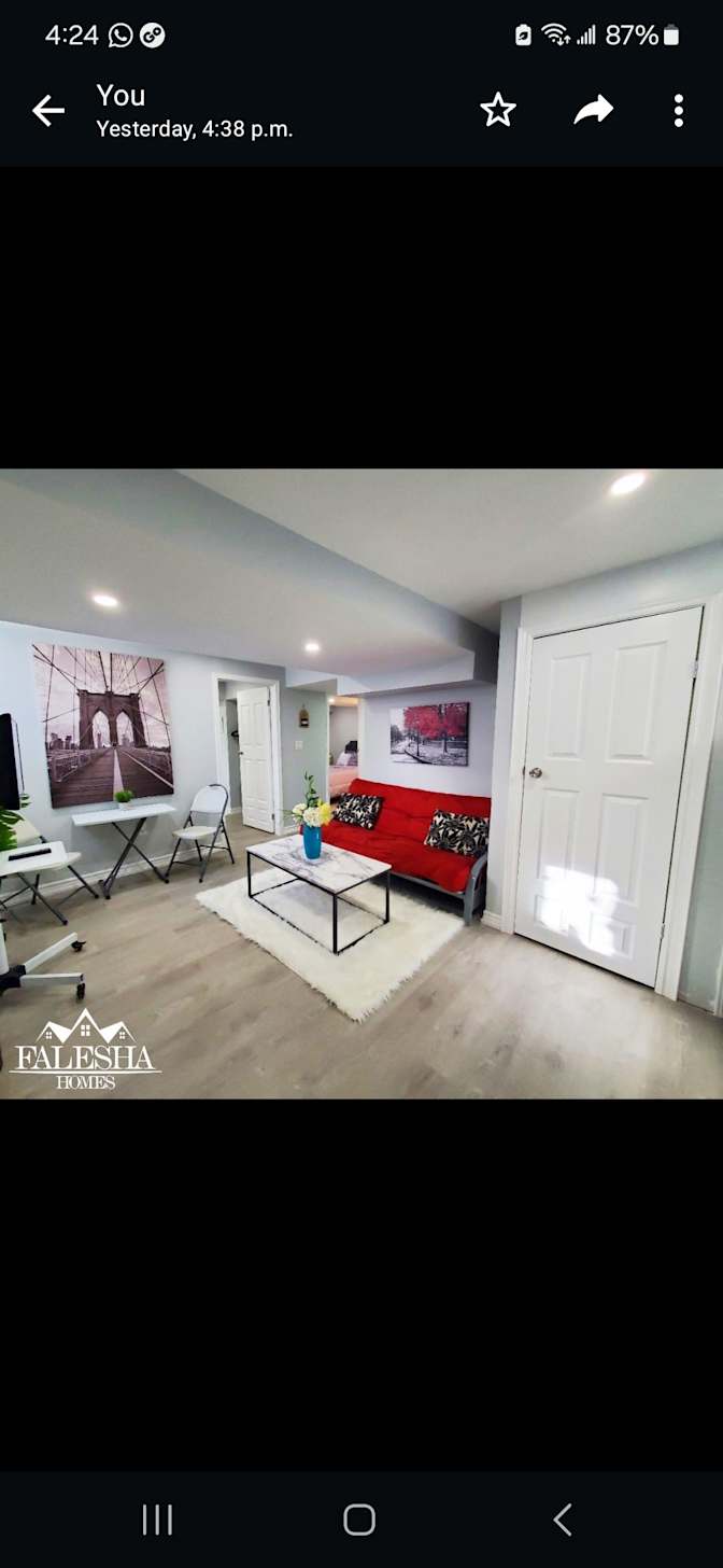 Khurshid Iqbal's room