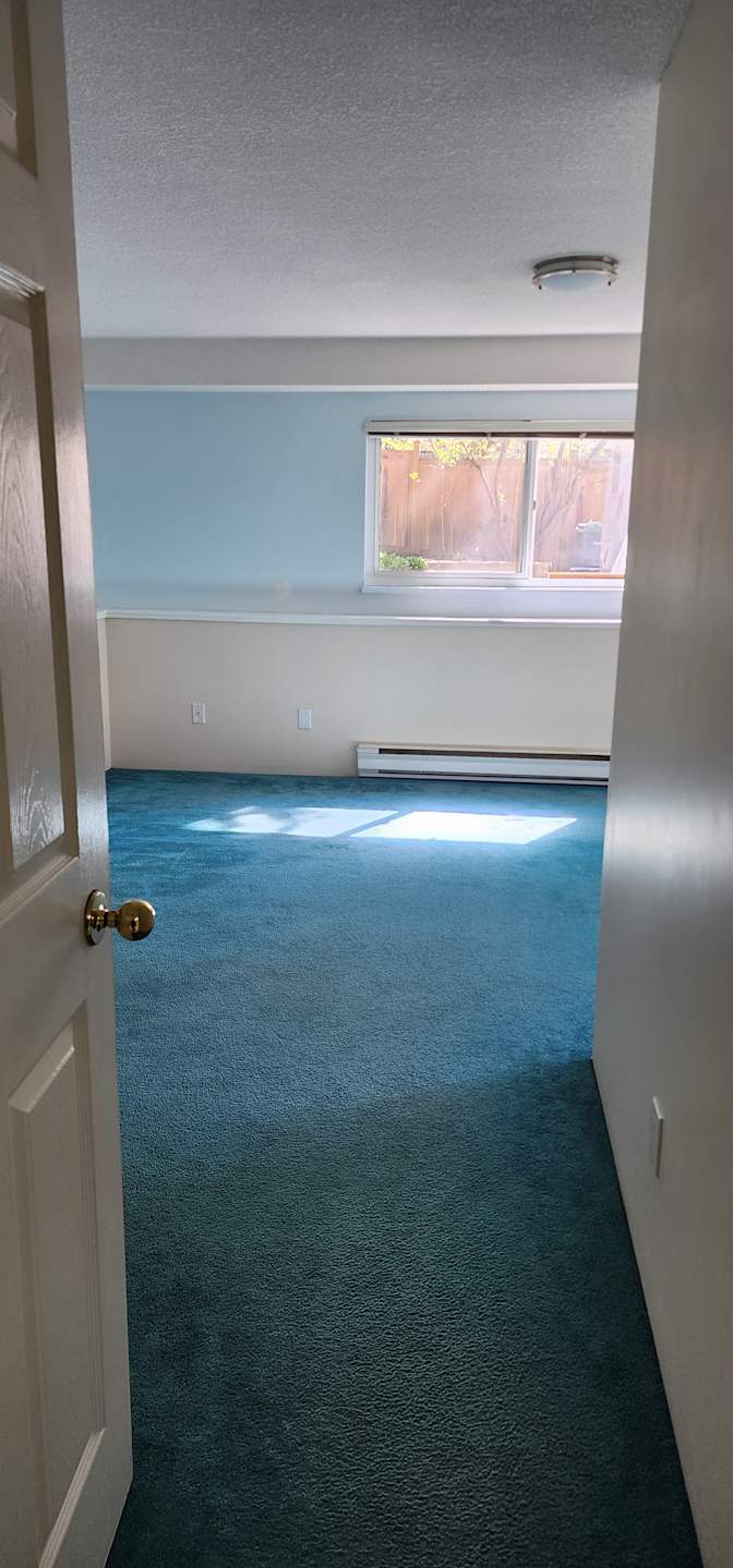 Lyen Mortensen's room