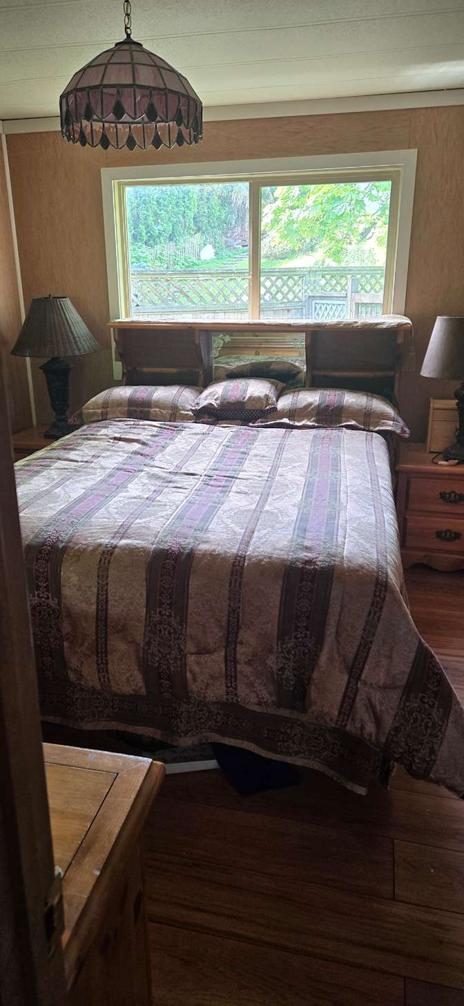 Photo of DIANNE BELLIVEAU's room