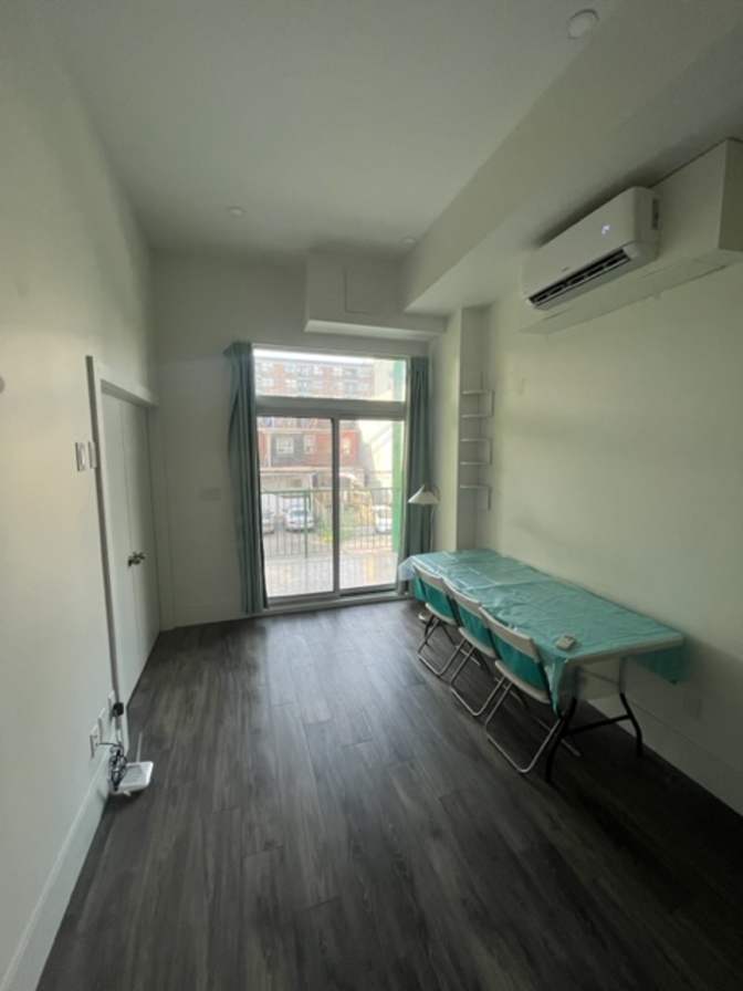 Photo of Oliver's room