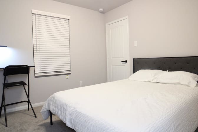Photo of PadSplit's room