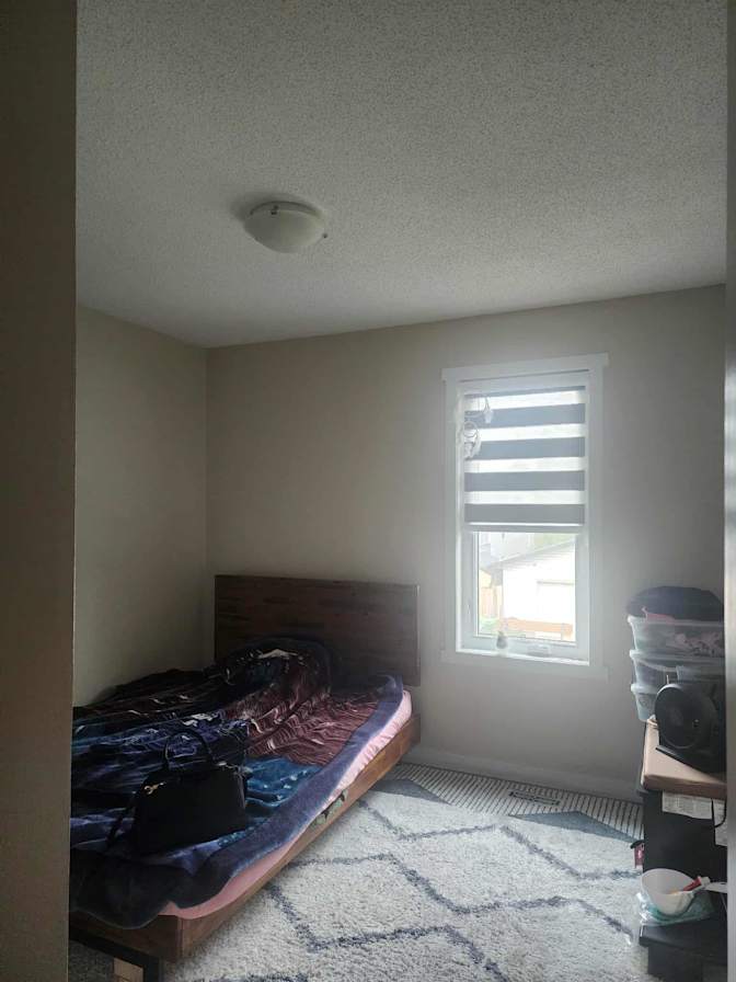 Photo of LORIE's room