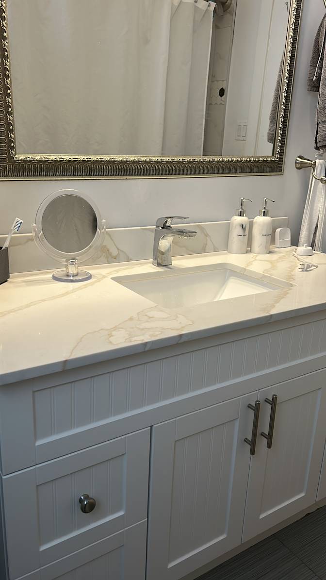 Tanya Scarlett's room