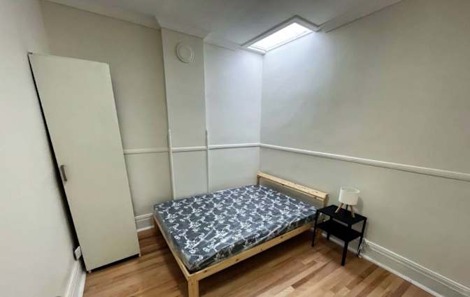 Photo of Atbin's room