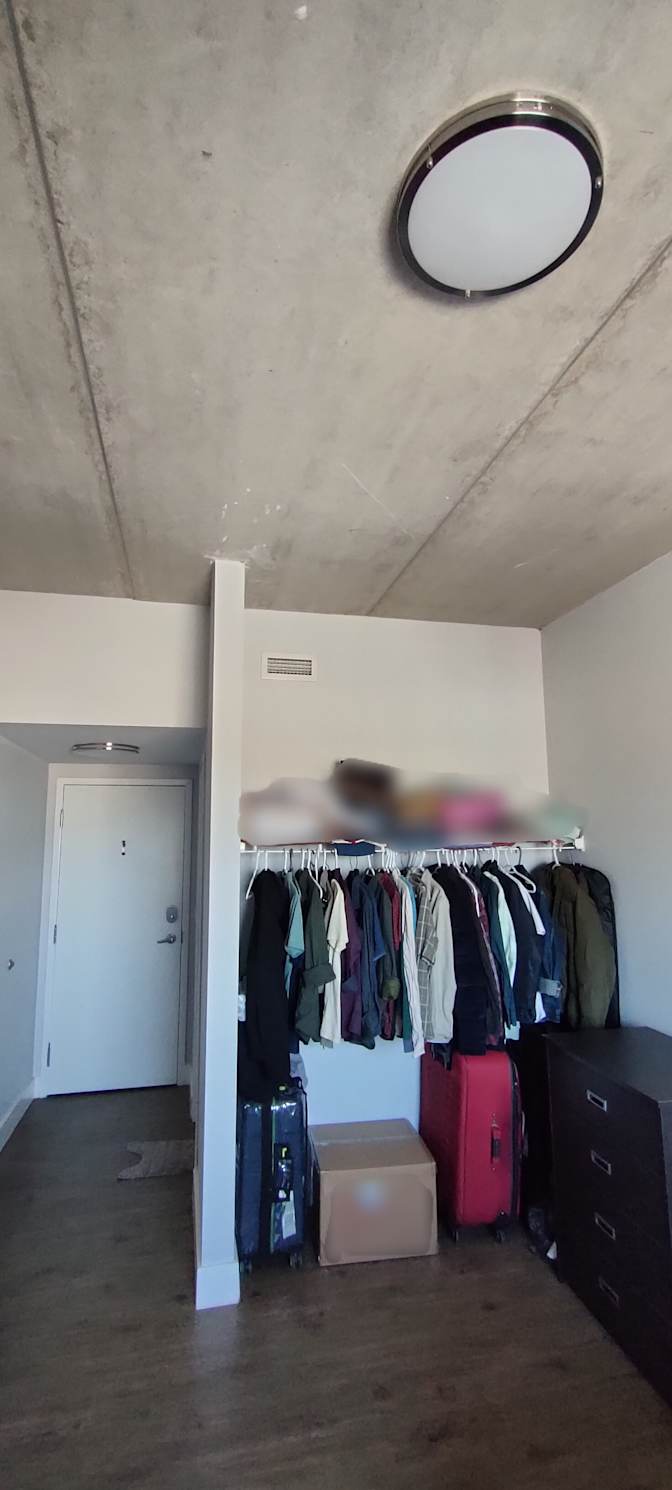 Taher Godhrawala's room