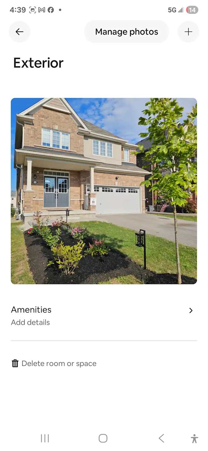 Parthipan Murugavel's room