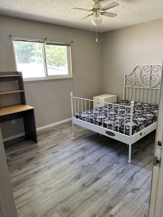 Photo of June's room